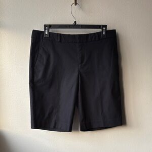 Banana Republic Women’s Black Bermuda Shorts Size 6